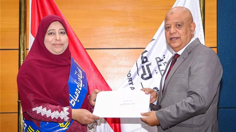 ميناء دمياط يكرم الأمهات المثاليات
