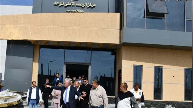 فوده يتابع مبني الرصد الأمني الموحد والقرية التراثية بشرم الشيخ