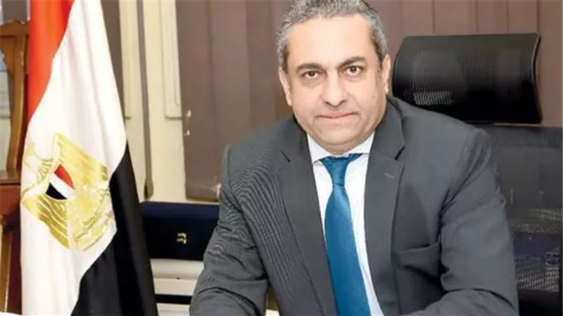 خالد عباس: العالم يرى إنجازات مصر تتحقق على أرض الواقع