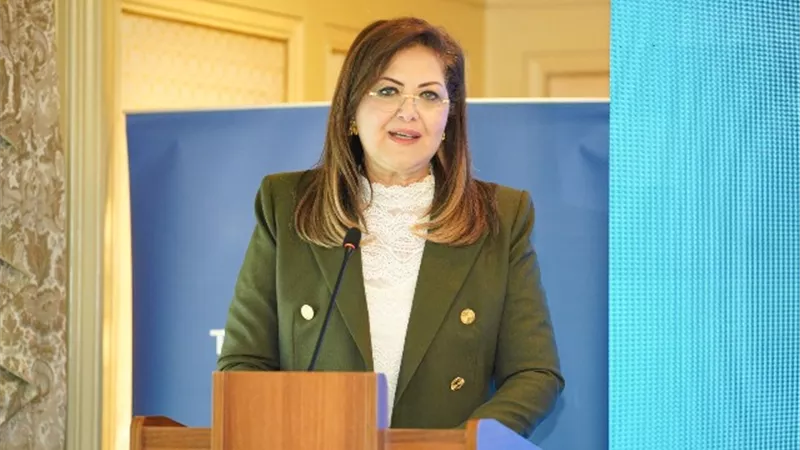 وزيرة التخطيط تشارك في حفل البنك التجاري الدولي وGLAM