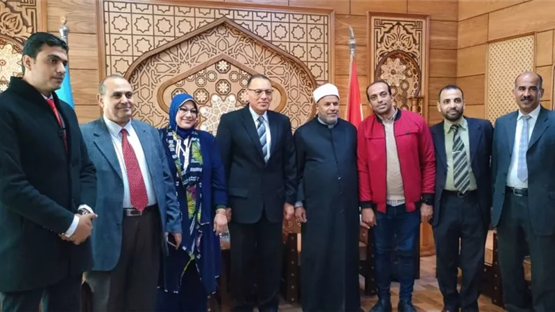 الأمير يستقبل فريق هيئة ضمان الجودة والاعتماد بكلية أصول الدين