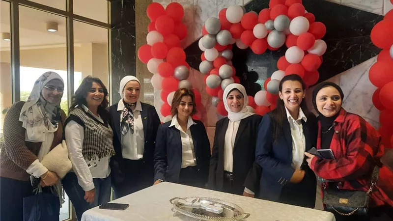 الشركة المصرية للمطارات تحتفل بعيد الأم و عيد تأسيس الشركة