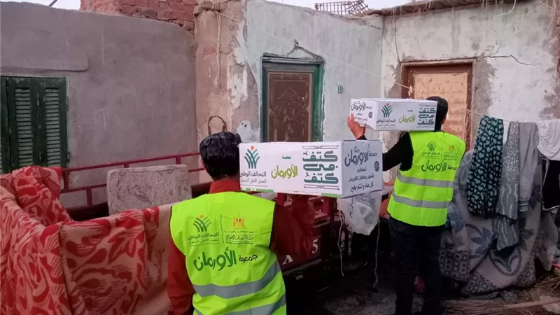 استهداف توزيع 4500 كرتونة مواد غذائية تزامنا مع حلول شهر رمضان