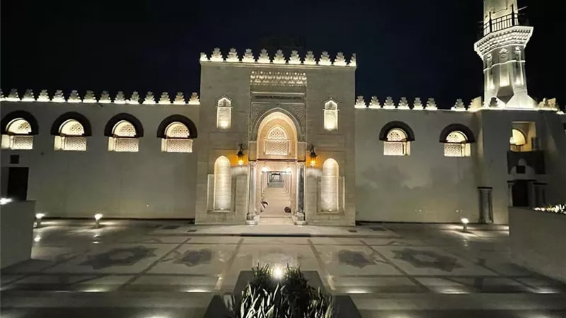 الإسكان: مسجد عمرو بن العاص فى أبهى صورة استعدادا لرمضان