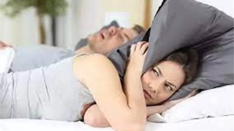 اذا كنت تعانى من الشخير اثناء النوم ..اليك الحل