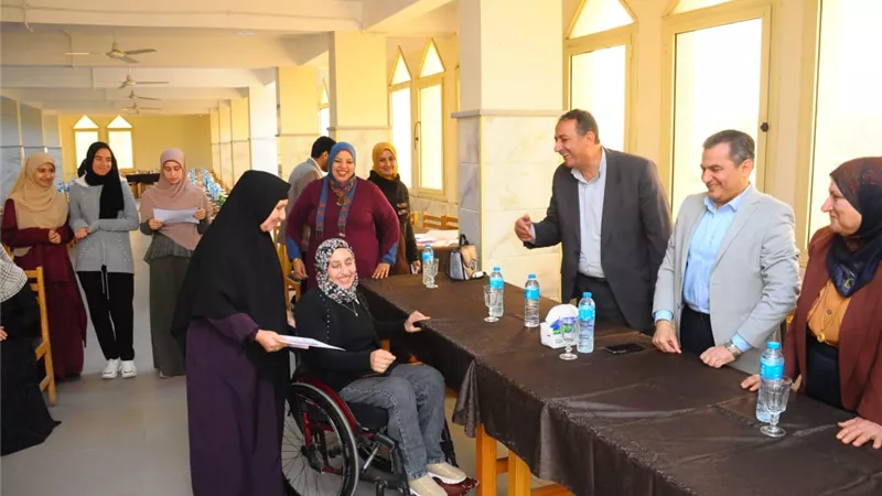 المدن الجامعية بجامعة كفر الشيخ تُكرم عددًا من الأمهات