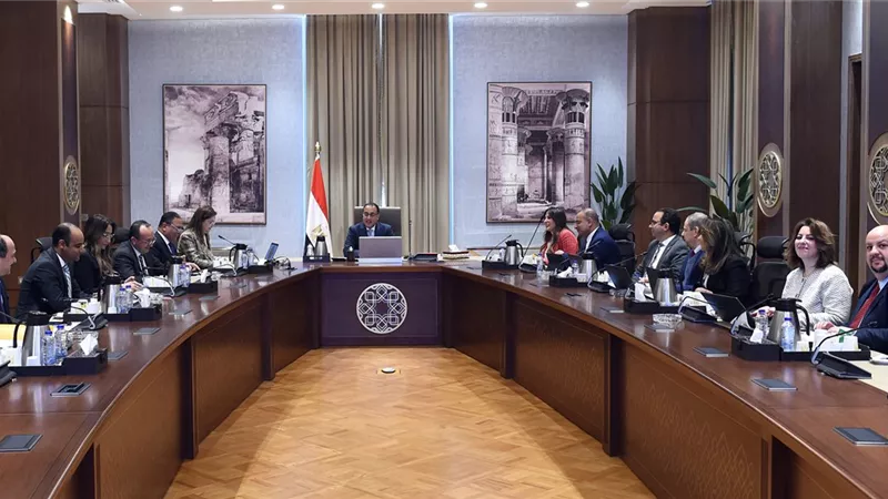 مدبولي يستكمل استعراض الخطة الاستثمارية للعام المالي 2023- 2024