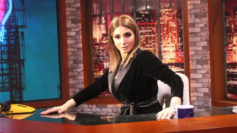 روجينا ترقص وتشكل مع صواريخ فى اولى حلقات the nine show