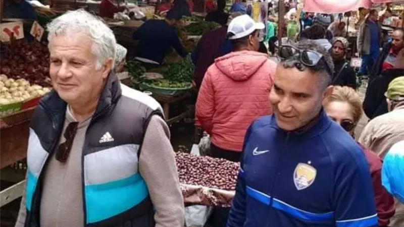 بعد الفوز علي فاركو.. زوران يتجول بأسواق الاسكندرية