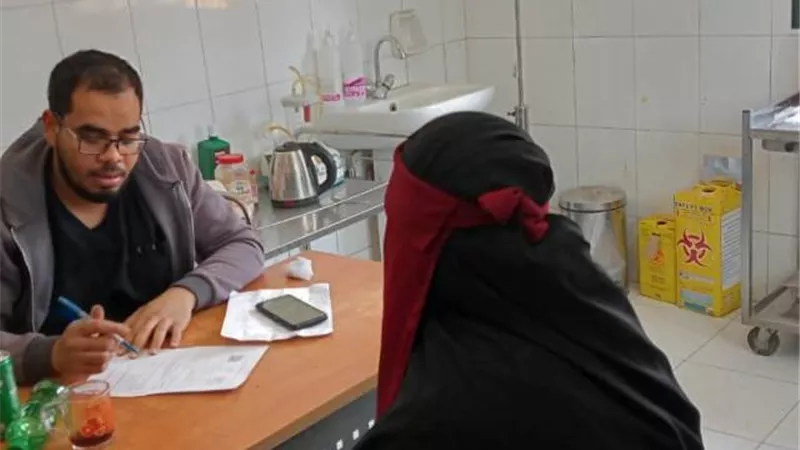 الكشف على ٥١٢ مواطنا بقافلة الجامعه بقرية القناوية بنجع حمادى