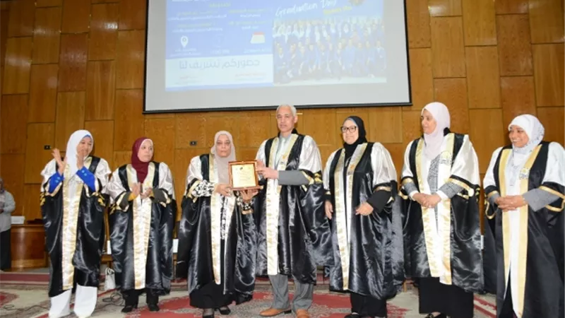 جامعة أسيوط تشهد حفل عيد الخريجين الأول لبرنامج بكالوريوس التمريض