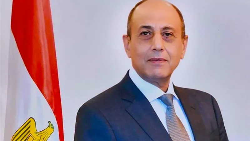 وزير الطيران: مجهوداتكم ساهمت في الحد من تداعيات تقلبات الطقس