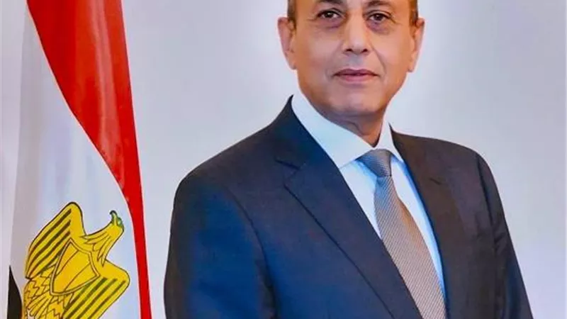 وزير الطيران يعتمد الخطة الوطنية للسلامة الجوية وتحديثاتها