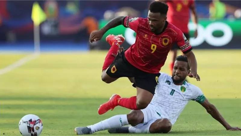 منتخب غانا يفوز على أنجولا بهدف فى الوقت القاتل بتصفيات كأس الأمم