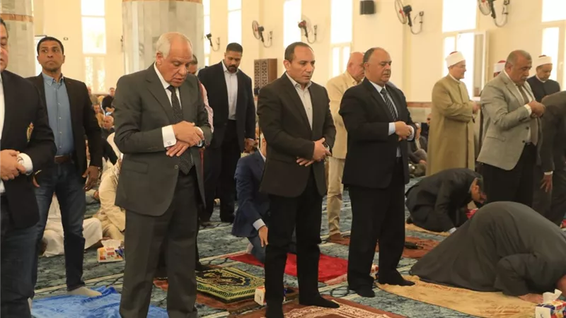 محافظ الجيزة يفتتح مسجد التقوي بأبو رواش ..صور