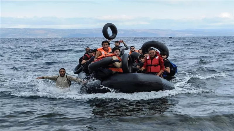 فقدان 34 مهاجرا إثر غرق قاربهم قبالة السواحل التونسية