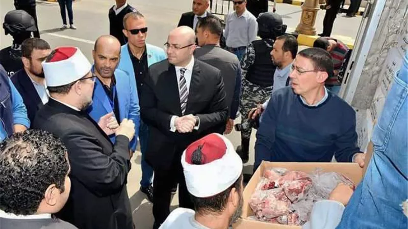 ٣ طن لحوم من الاوقاف لأسر بنى سويف الاولى بالرعاية