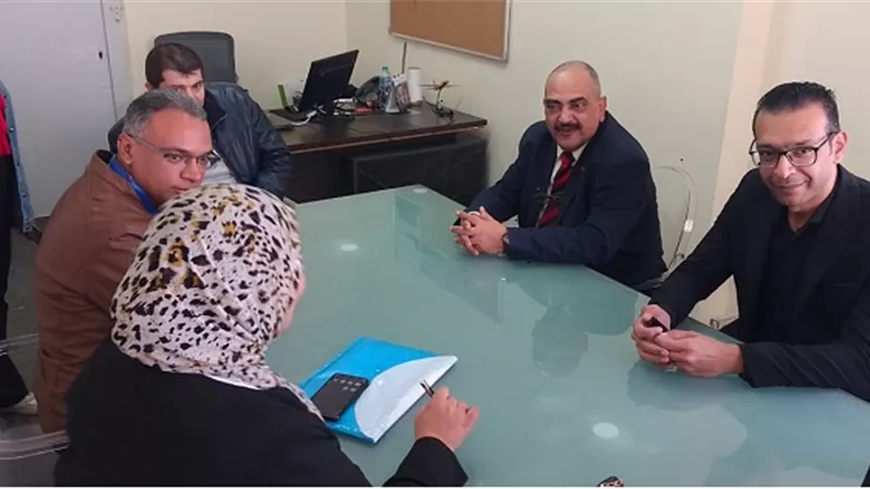 القوى العاملة تتفقد مجموعة شركات بالمنطقة الحرة بالإسماعلية