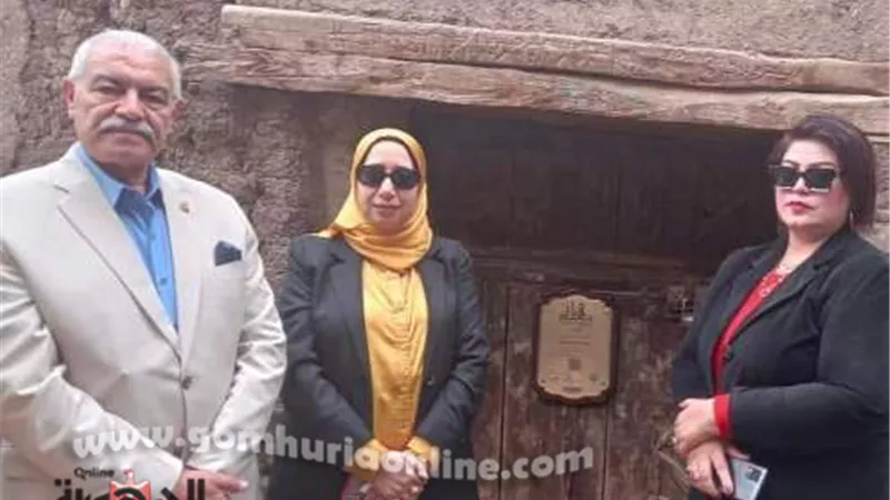 ادراج اسم الزعيم احمد عربي على منزله بقرية هرية بالزقازيق
