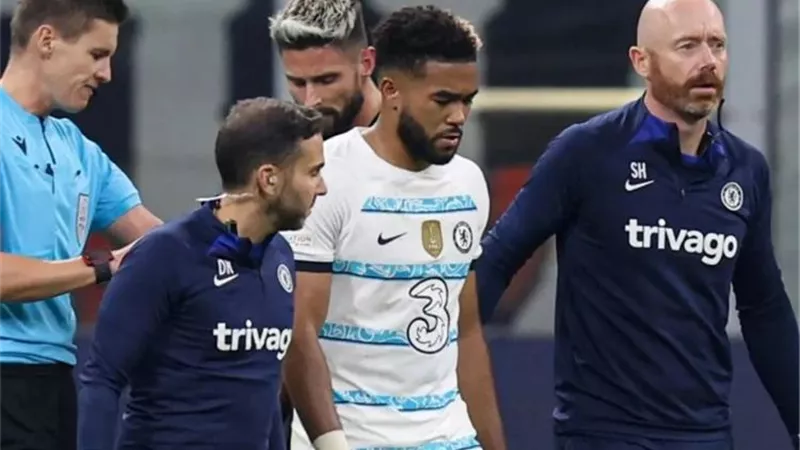 نجم تشيلسي يغادر معسكر منتخب إنجلترا للاصابة قبل مواجهة أوكرانيا