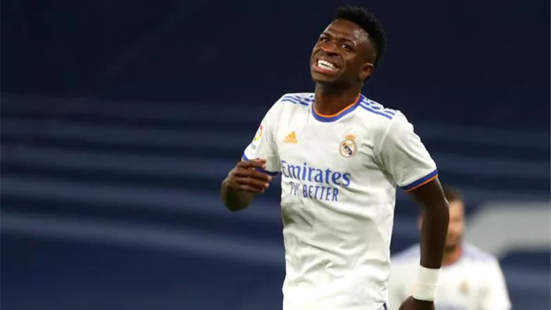 جماهير ريال مدريد تختار فينيسيوس جونيور لاعب الشهر