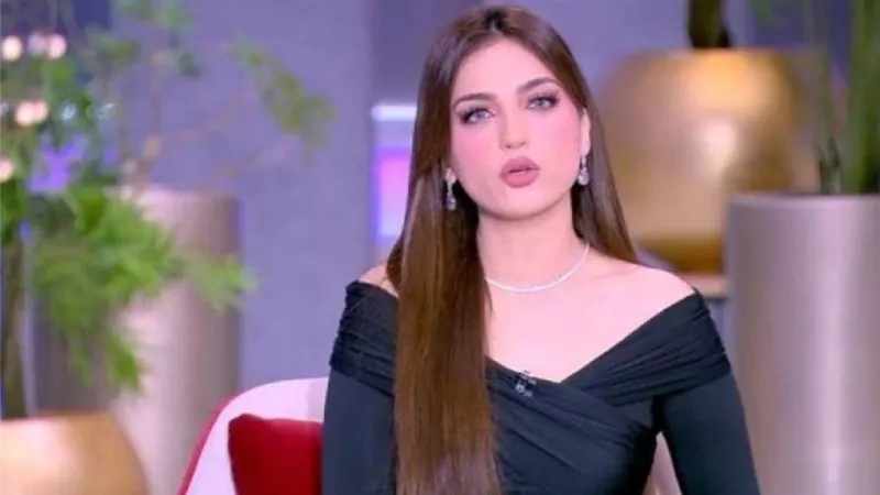 ياسمين عز ترد علي مشهد الصوت الشتوي من مسلسل الكبير أوي7