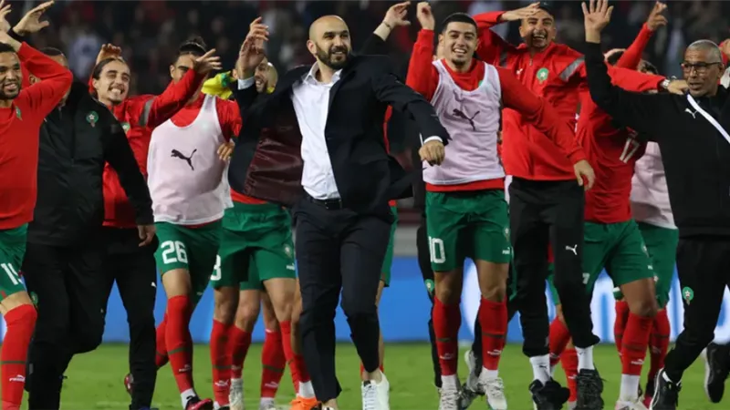 الركراكي يعلق على فوز المغرب الكبير على البرازيل