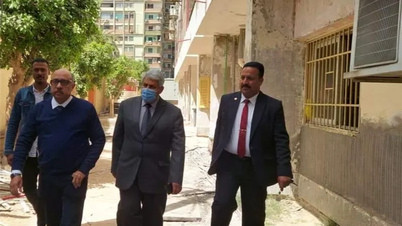 وكيل وزارة الصحة بأسيوط يفاجئ العاملين بالقمسيون الطبي