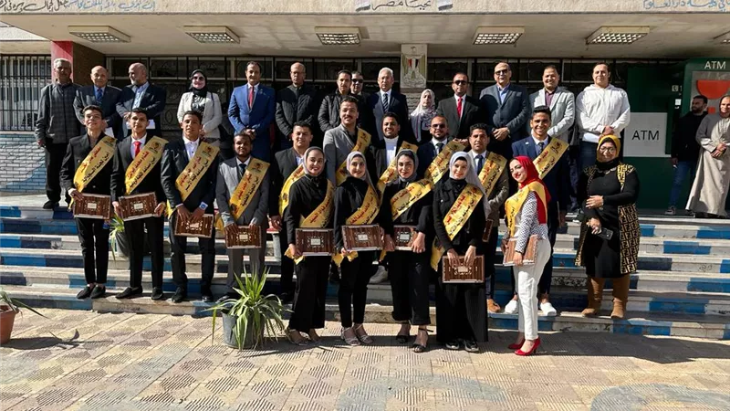 رئيس جامعة المنيا يشهد حفل تنصيب اتحاد طلاب 