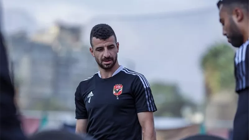 طبيب الأهلي يحذر كولر من مشاركة متولي أمام الهلال السوداني