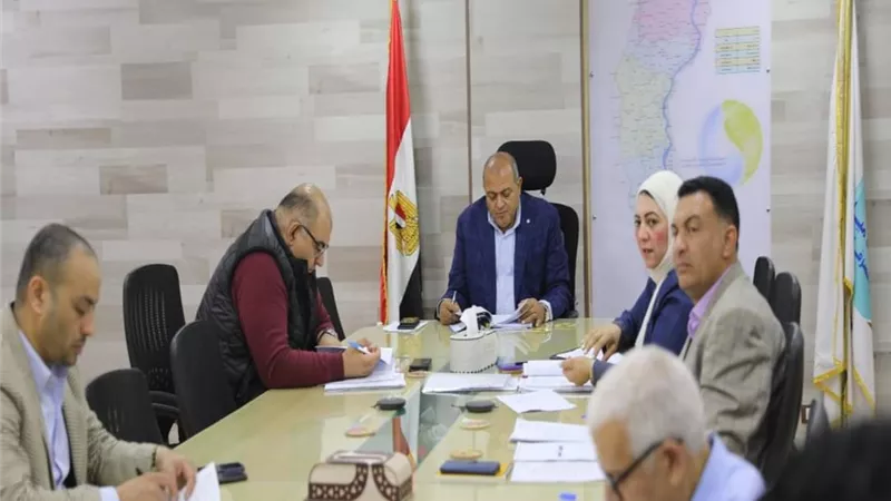 اجتماع مجلس إدارة شركة مياه الشرب والصرف الصحى بالمنيا