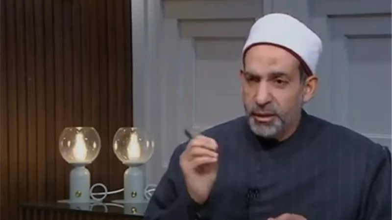 بالفيديو.. أمين الفتوى: هذا حل السرحان أثناء الصلاة