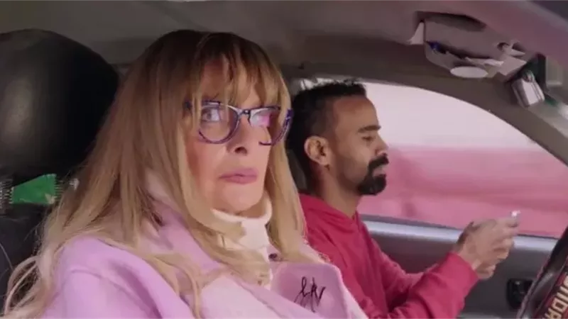 يسرا تبحث عن مايان السيد وتقم بلاغ ضد محتّلي شقتها