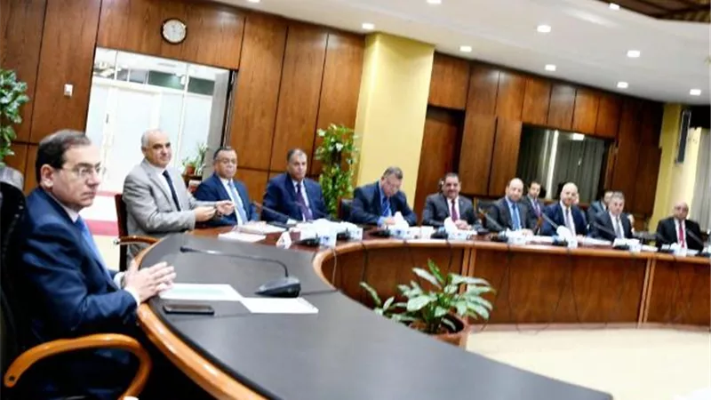 الملا:أهمية التعاون مع البورصة المصرية فى توظيف المزايا التنافسية