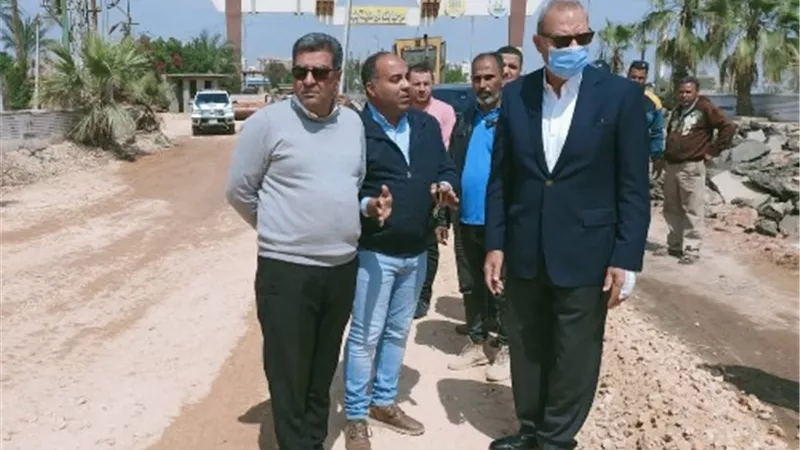 جولة تفقدية لمحافظ القليوبية بمدينة بنها ومنطقة كفر الجزار