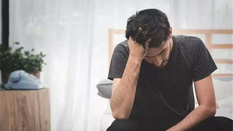 طبيب: الكآبة.. تشير إلى إصابة الكبد