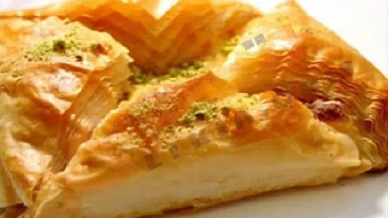 طريقة عمل الجلاش الحلو بالكاسترد