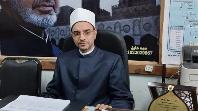 تجديد الثقة لمدير عام الدعوة والوعظ والإعلام الدينى بالبحرالأحمر