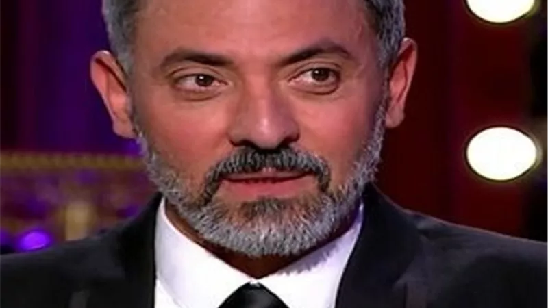 فتحي عبدالوهاب:الحياة مظلمة بعد وفاة والدتي والمشاعر بقت قاسية