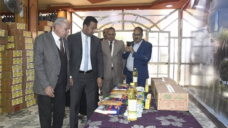 افتتاح معرض المواد الغذائية المدعمة بنقابة المعلمين بالفيوم