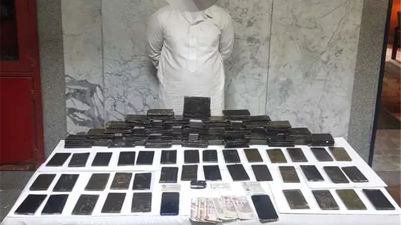 ضبط 17 كيلو حشيش بحوزة 3 عاطلين بالإسكندرية