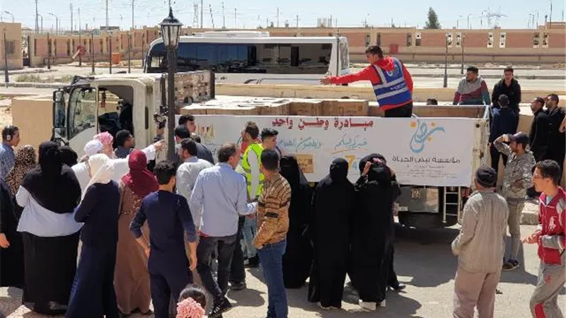 تحت شعار مبادرة وطن واحد .. قطار الخير يصل وسط سيناء