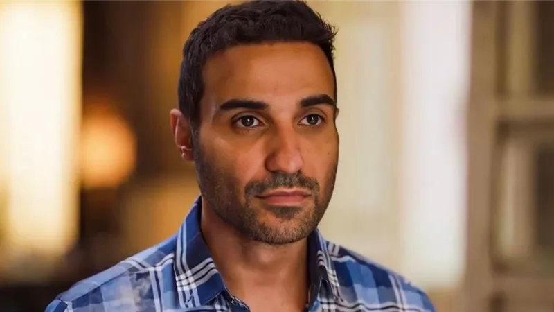 الجمهور يُشيد بـ أحمد فهمى فى 