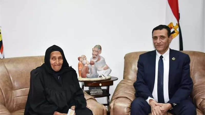 الحاجة زبيدة صاحبة ال 87 عاما تتحرر من الأمية
