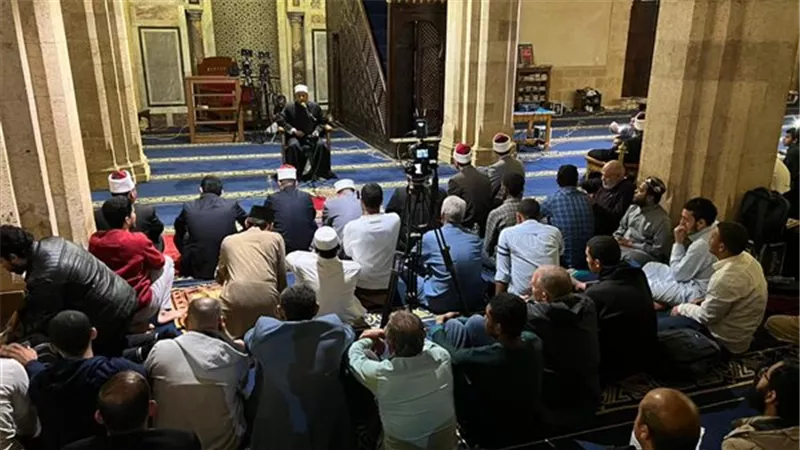 الأمير: يحق لمصر والأمة أن تفخر بوجود الأزهر 1083 يقدم الوسطية
