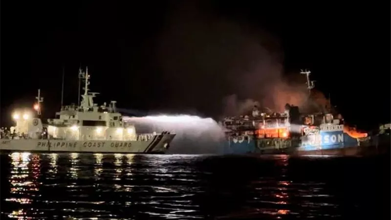 مصرع 31 شخصا إثر حريق في سفينة ركاب جنوبي الفلبين
