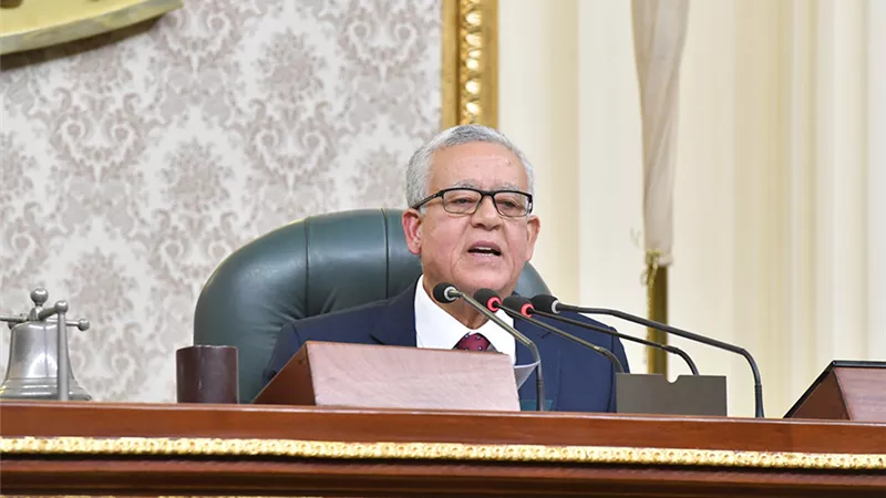 رئيس مجلس النواب يهنئ الرئيس السيسي بذكرى العاشر من رمضان