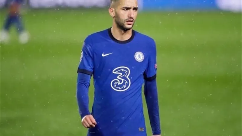 المغربي حكيم زياش يقترب من الانتقال لـ نابولي الايطالى