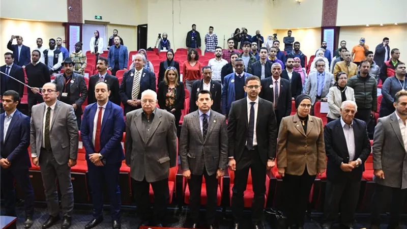 وزير الشباب يشهد المؤتمر الخاص ببطولة المجتمع المدني لكرة القدم