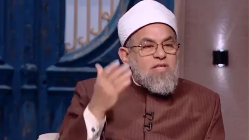 الشخص الذى ينام طوال النهار فى رمضان _هذا حكم صحة صيامه